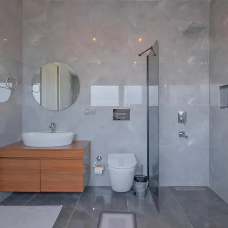 Alisen 1 ヴィラ フェティエ