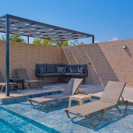 Alisen 1 Villa *